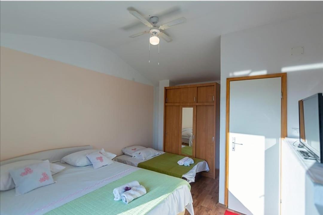 Honey House Villa Grabovac  ภายนอก รูปภาพ